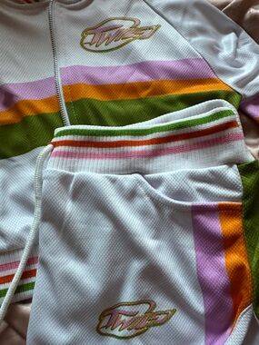 Twiley TM Summer Sorbet set, BRAND NEW. Small size fit on both!